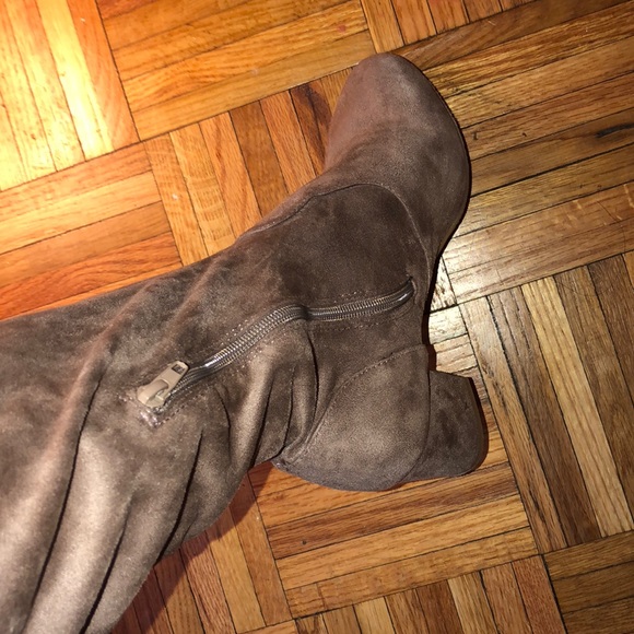 Over the knee Suede boots - Picture 4 of 5